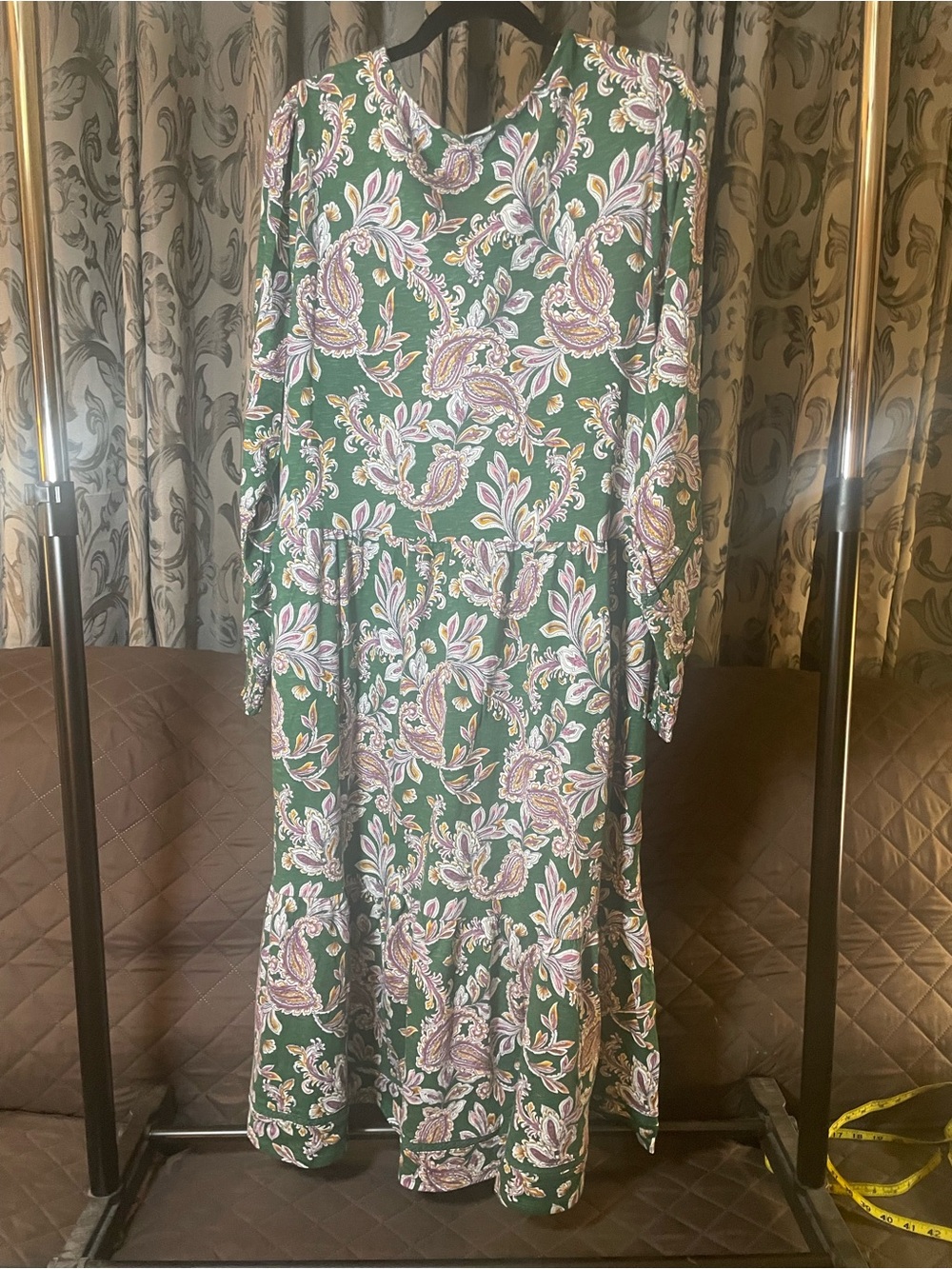 Green Paisley Maxi Dress with Lilac Accents - Picture 10 of 14